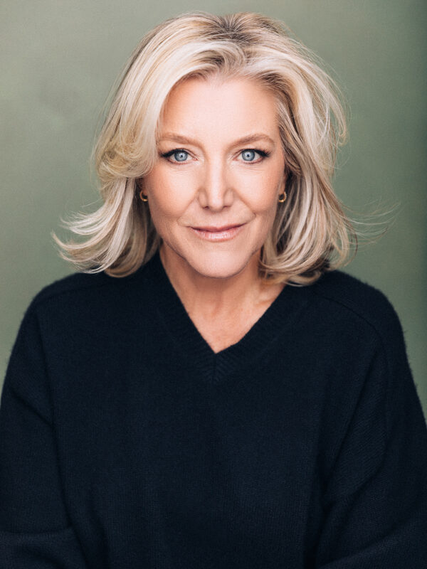 Mary McCann picture 708340