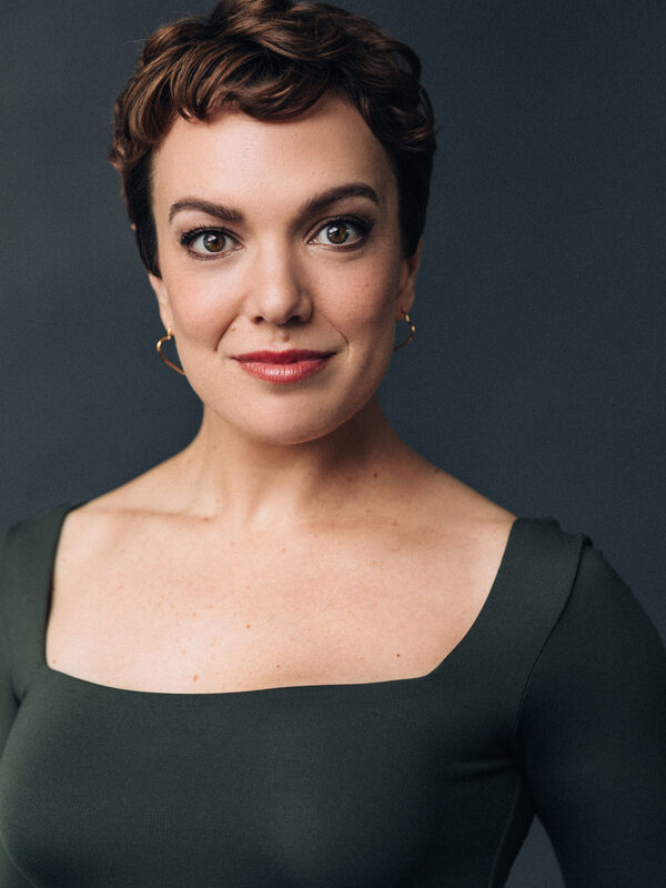 Kara Lindsay picture 690038