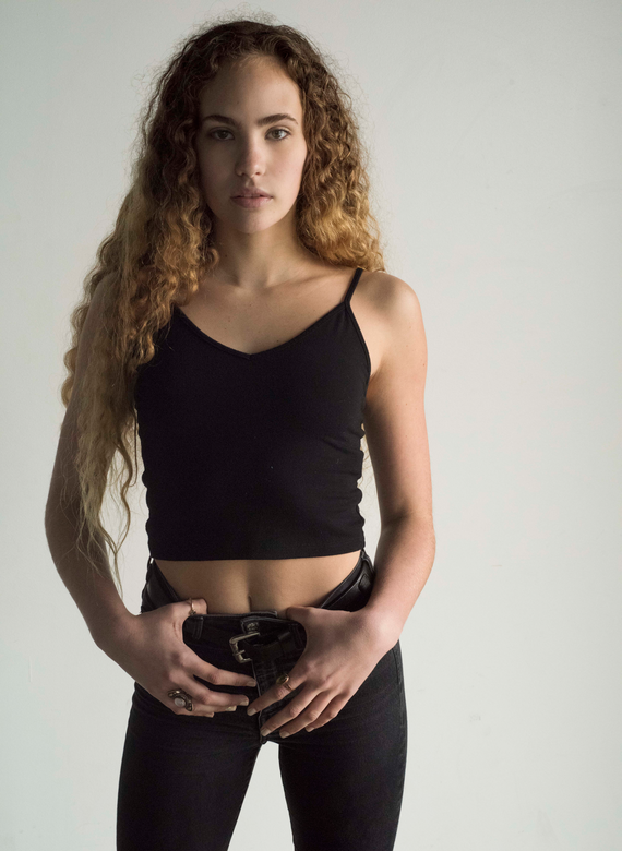 Zoe S.