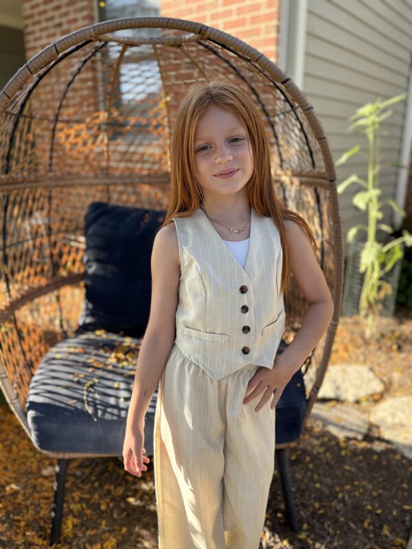 TEAGAN THOMPSON portfolioImage 685192