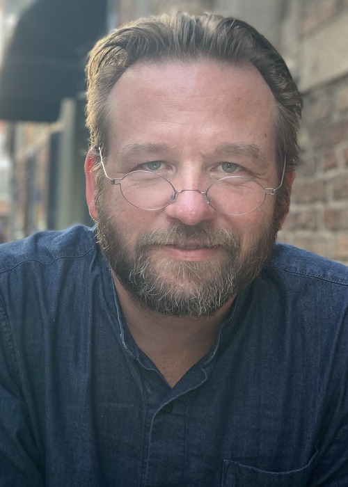 Dallas Roberts