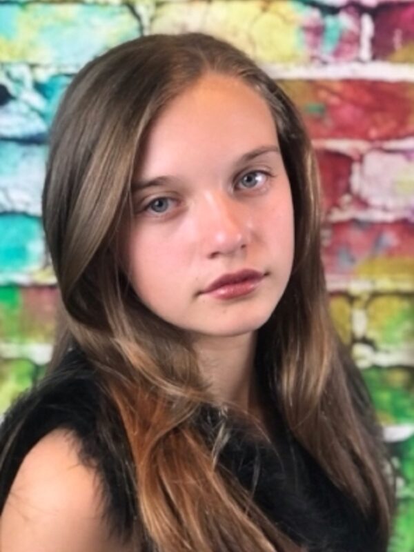 Olivia Schuler picture 533446