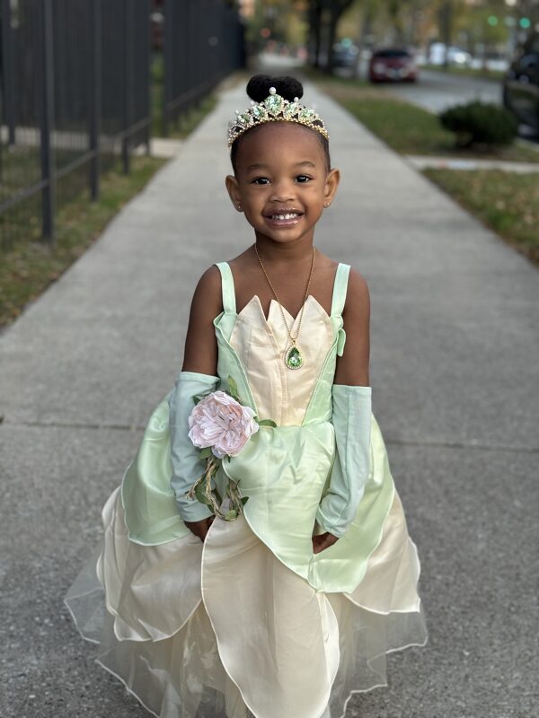 Nyla D. portfolioImage 676465