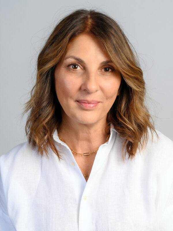 Gina Bellman picture 707809