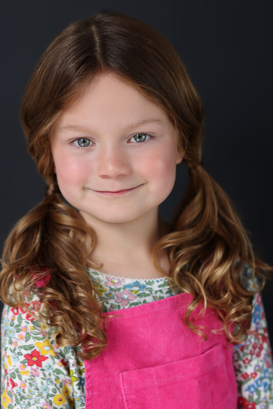 Navy H. portfolioImage 674541