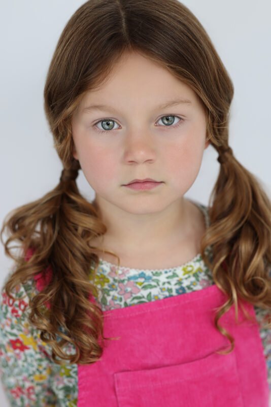 Navy H. portfolioImage 674556