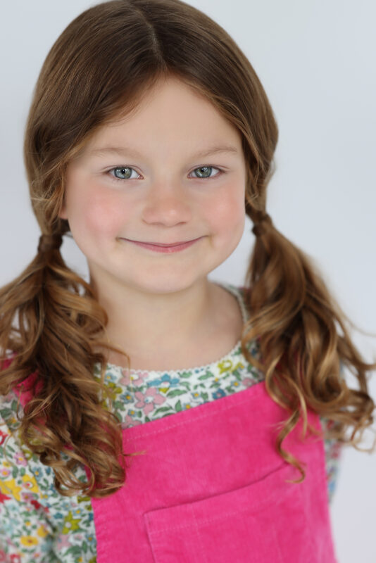 Navy H. portfolioImage 674566