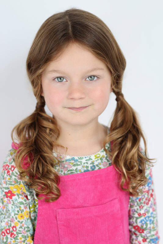 Navy H. portfolioImage 674571