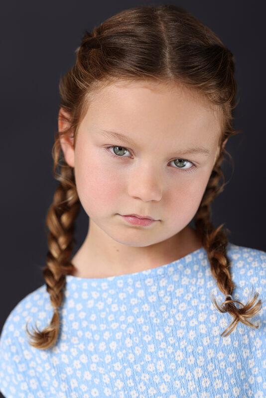 Navy H. portfolioImage 674591