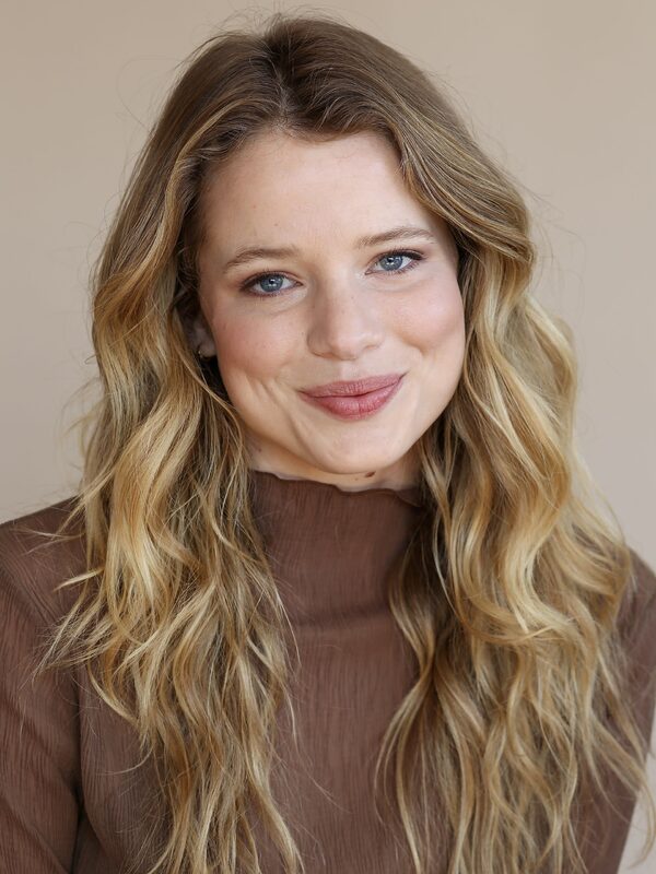 Allison Lanier picture 657252