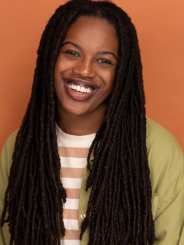 Ariya Hawkins picture 665679