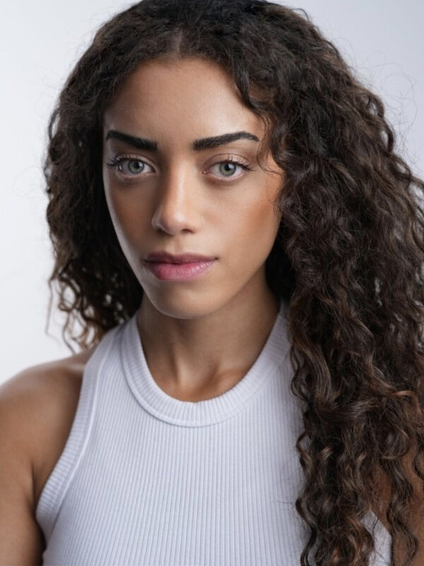 Kiara Barnes picture 676066