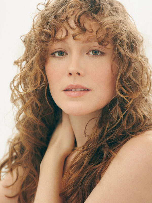 Holly Hinchliffe picture 690118