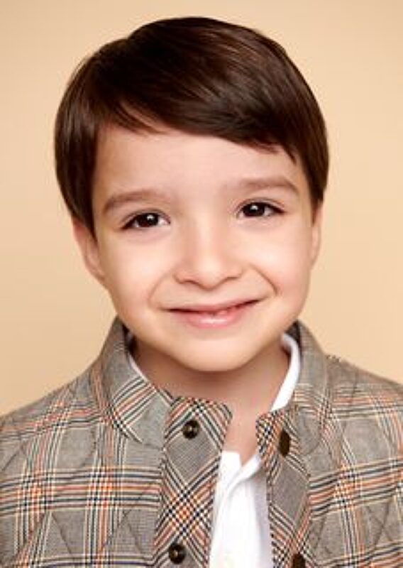 J.J K. portfolioImage 690602