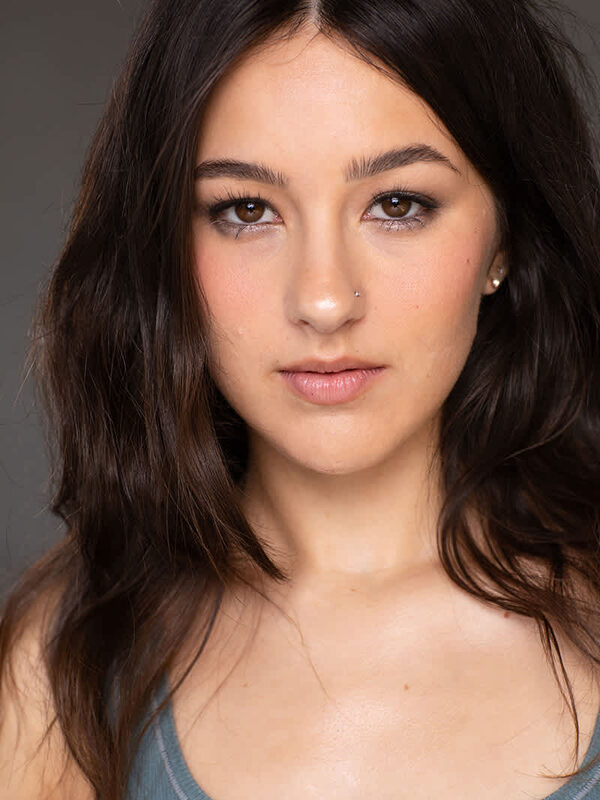 Lily Olson picture 693148