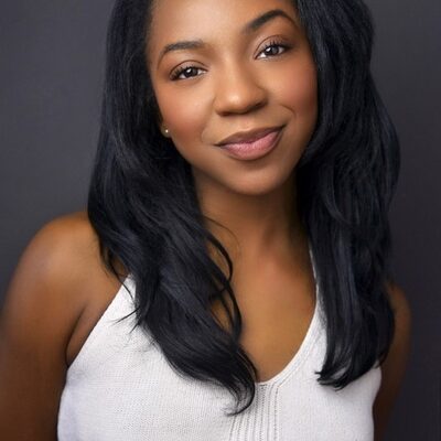 Liv Symone
