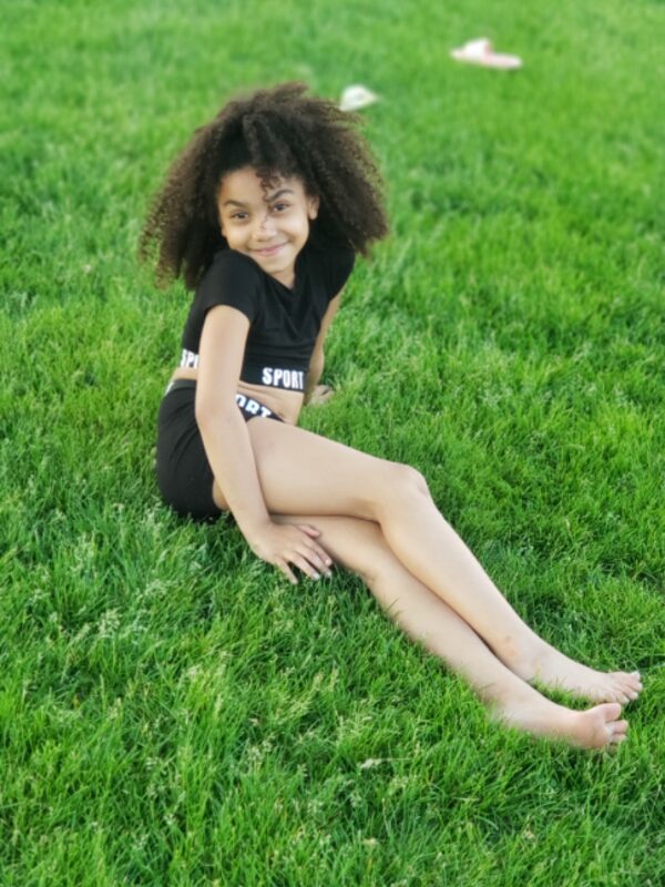Olivia Carr picture 390242