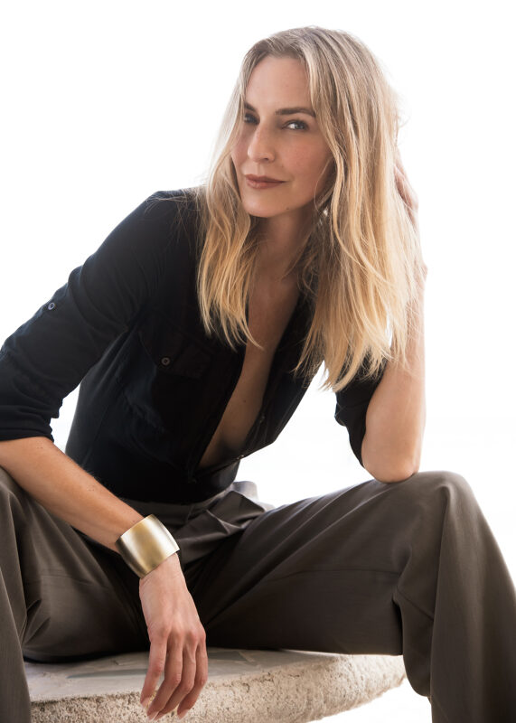 Holly Ridings portfolioImage 594473